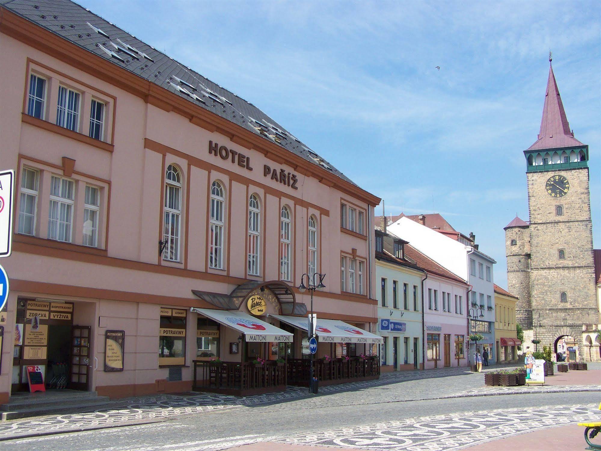 Hotel Pariz Jičín Buitenkant foto