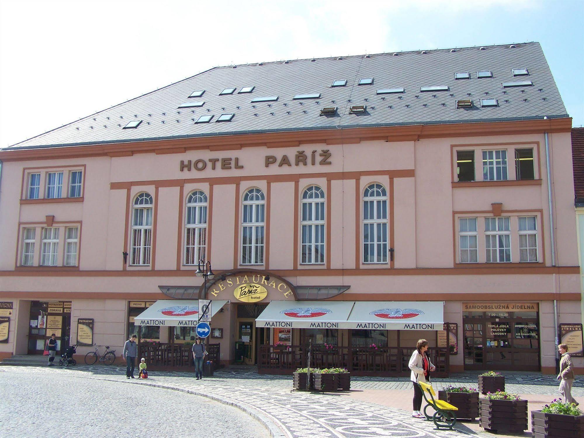 Hotel Pariz Jičín Buitenkant foto